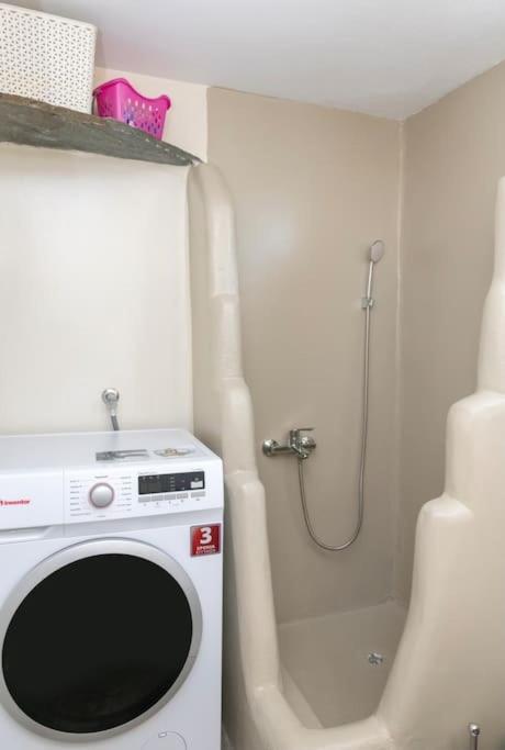 Θἔρως Apartman Tínos Kültér fotó